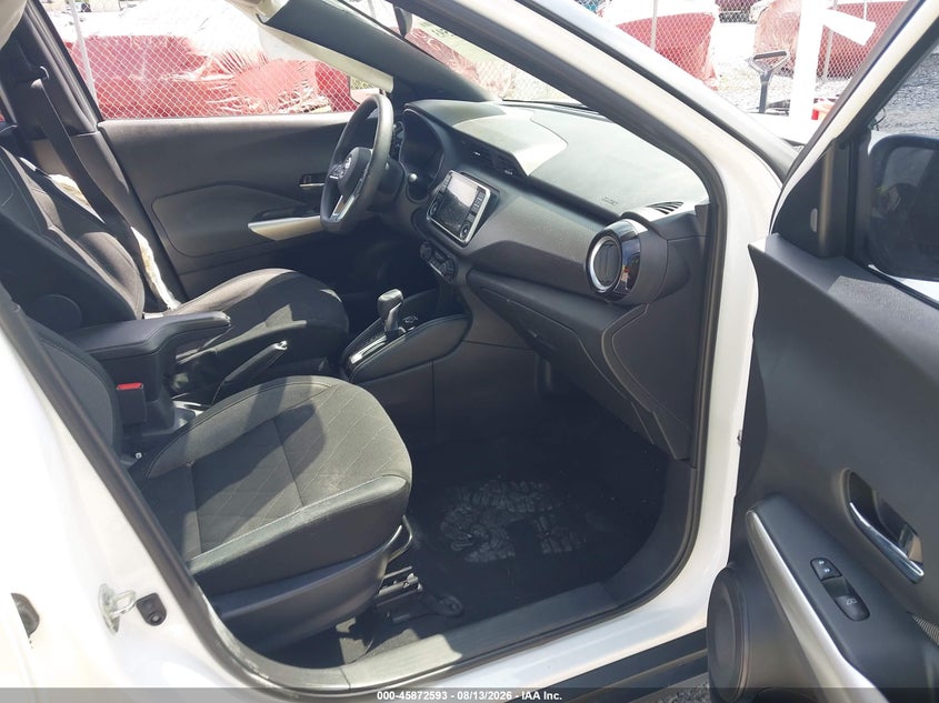 2020 NISSAN KICKS auction photo 5