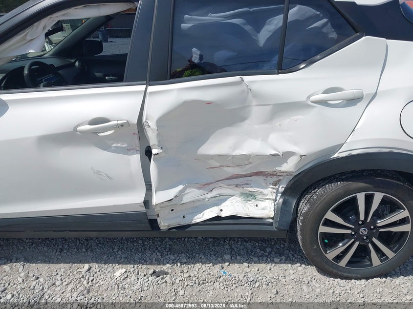 2020 NISSAN KICKS auction photo 6