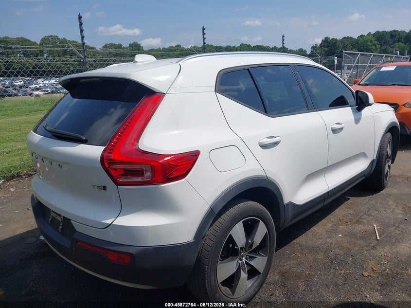 VOLVO XC40 2020 VIN YV4162UK9L2194219