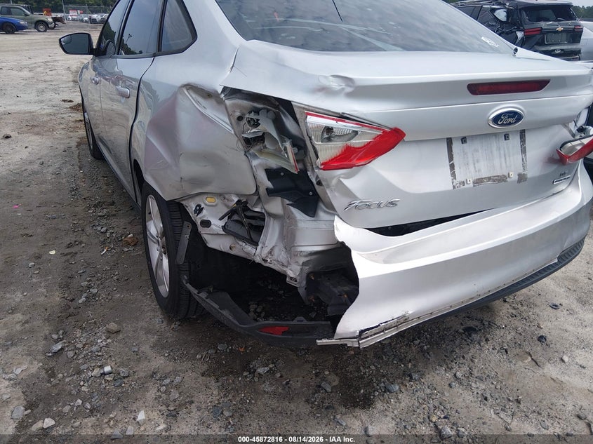 FORD FOCUS 2013 VIN 1FADP3F27DL369441