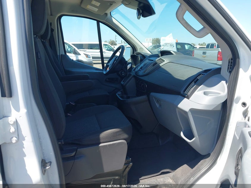 2019 FORD TRANSIT-150 auction photo 5