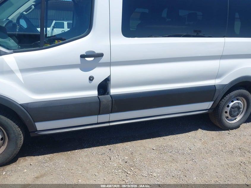 2019 FORD TRANSIT-150 auction photo 6