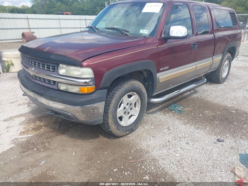 2002 CHEVROLET SILVERADO 1500 auction photo 2