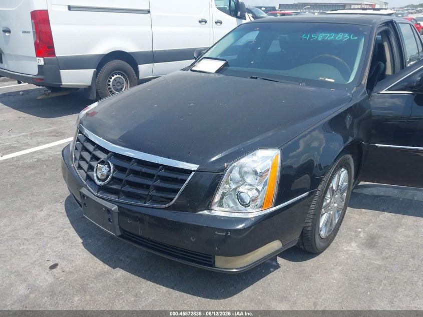 2011 CADILLAC DTS auction photo 6