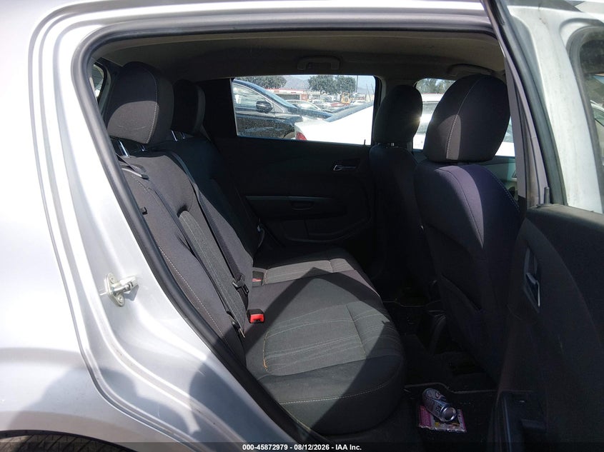 2012 CHEVROLET SONIC auction photo 8
