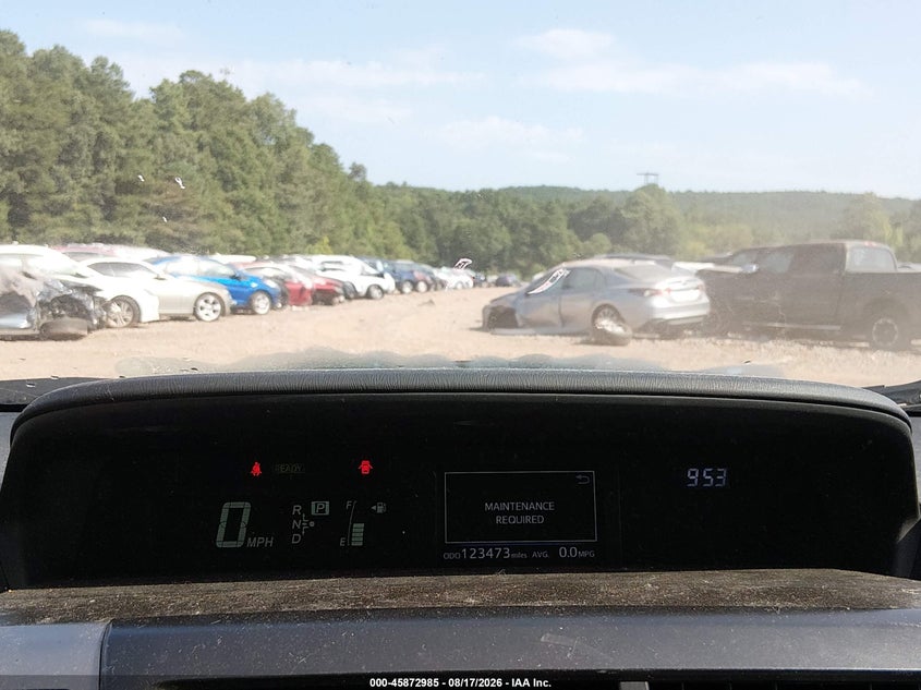 TOYOTA PRIUS V - zdjęcie 7
