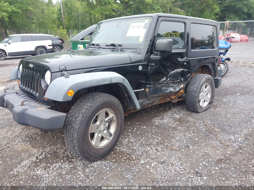 2011 Jeep Wrangler, Left Side, IAAI, VIN 1J4BA6D17BL527038 — photo 2