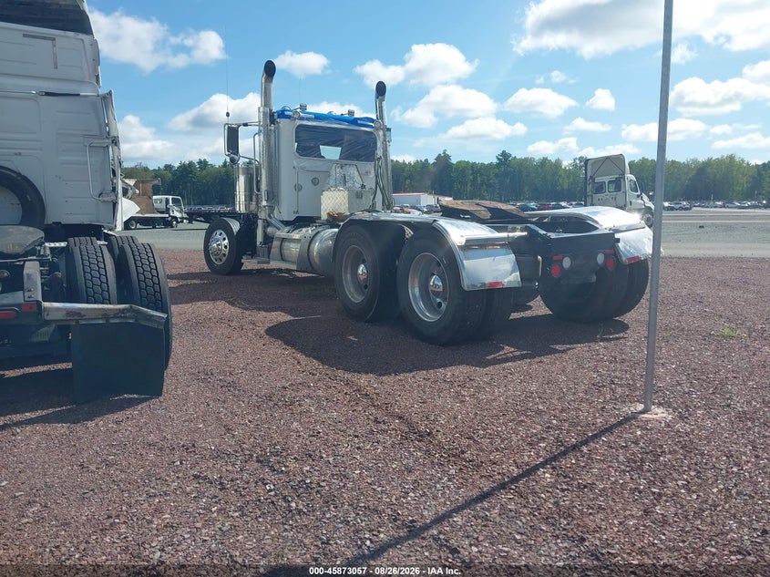 2023 PETERBILT 389 auction photo 3
