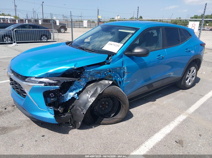 Photo 2 - CHEVROLET TRAX