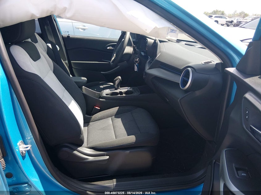 Photo 5 - CHEVROLET TRAX