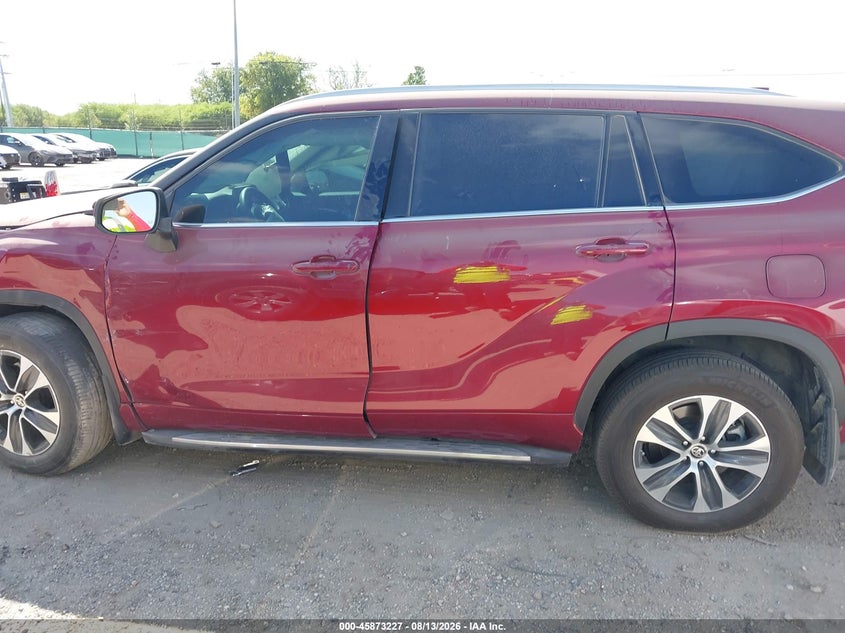 TOYOTA HIGHLANDER - zdjęcie 15