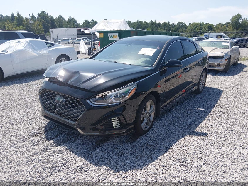 2018 HYUNDAI SONATA auction photo 2