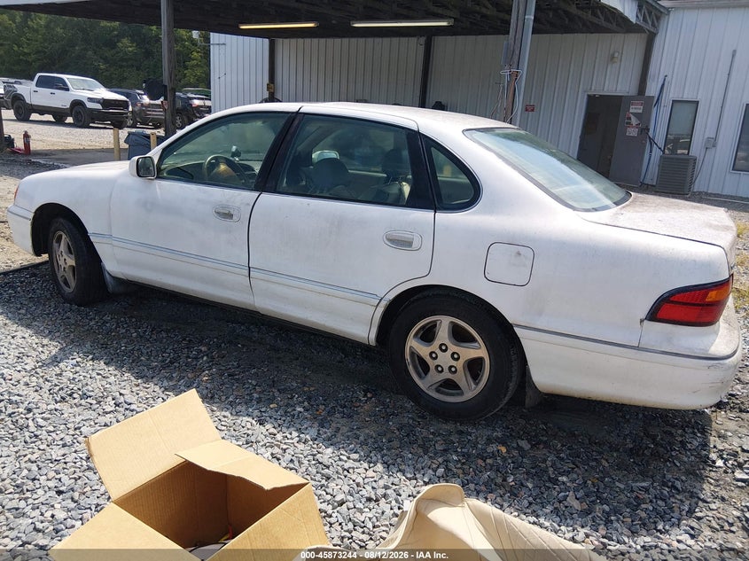 1999 TOYOTA AVALON auction photo 3