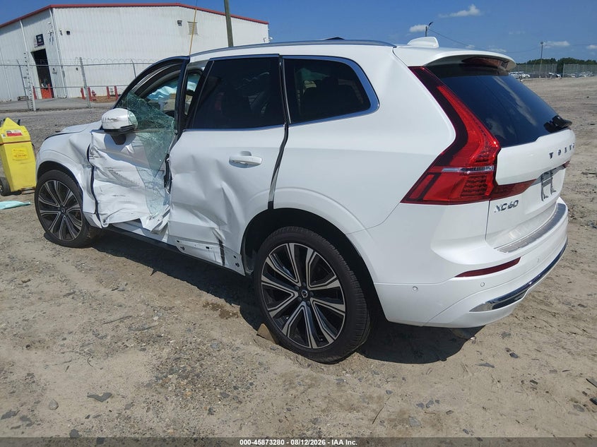 VOLVO XC60 - zdjęcie 3