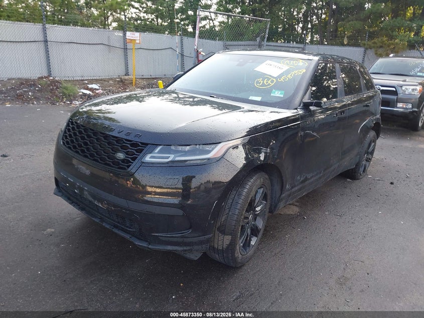 2018 LAND ROVER RANGE ROVER VELAR auction photo 2