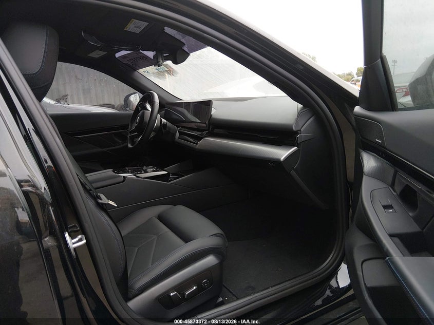 2024 BMW 530I auction photo 5