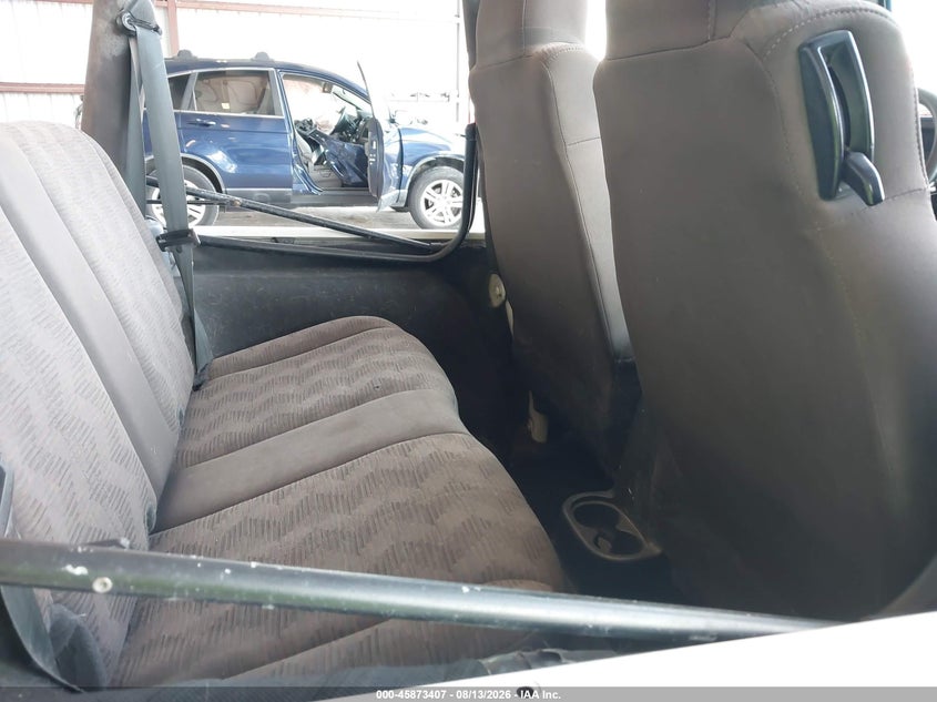 2004 JEEP WRANGLER auction photo 8