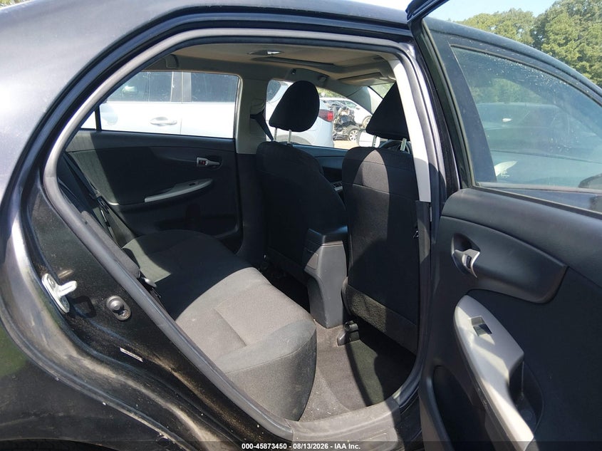 2011 TOYOTA COROLLA auction photo 8