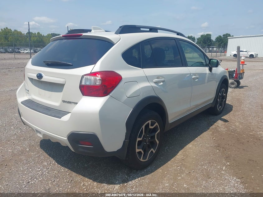 2016 SUBARU CROSSTREK auction photo 4