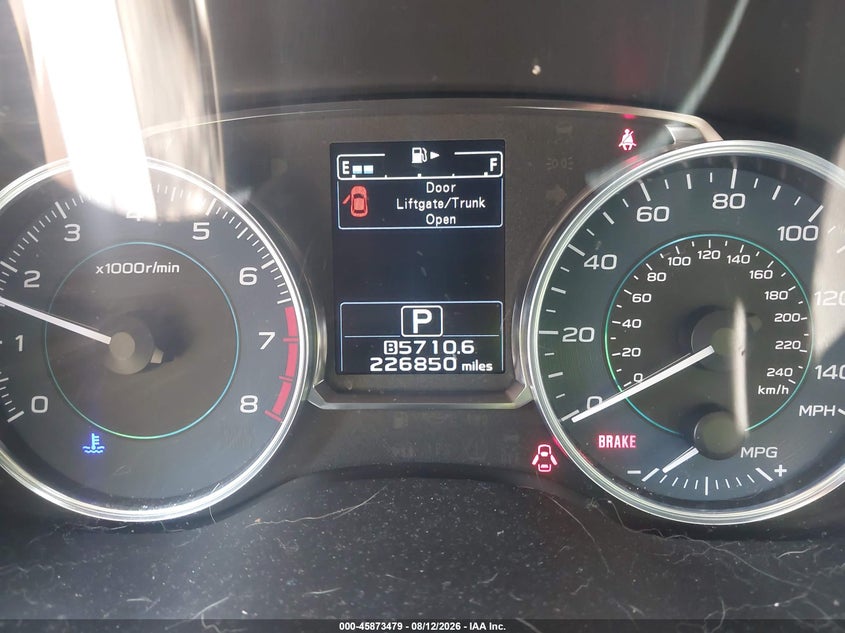 2016 SUBARU CROSSTREK auction photo 7