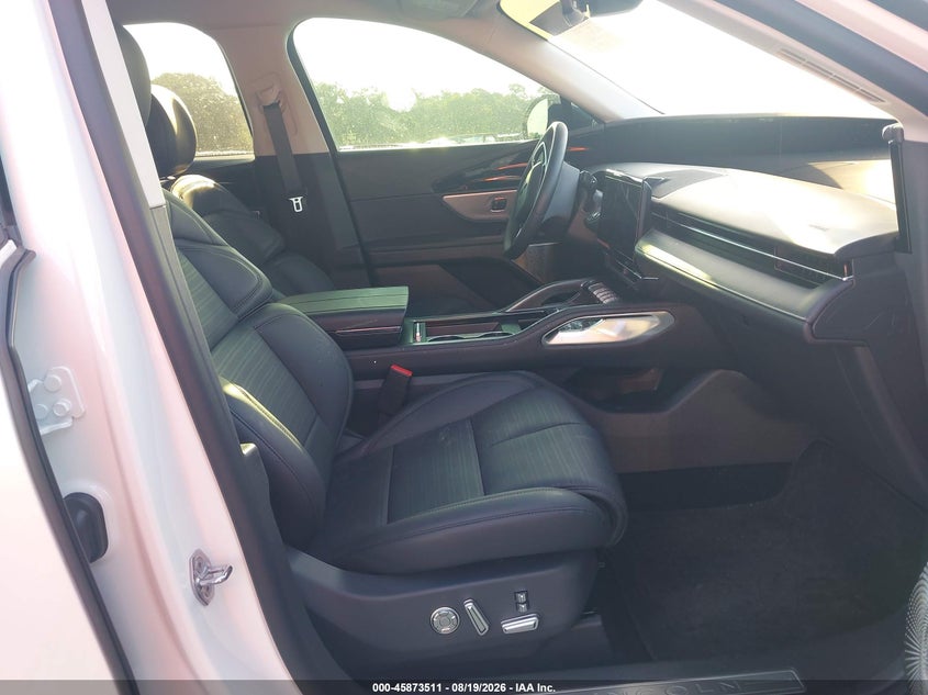LINCOLN NAUTILUS 2026 VIN 5LMPJ8KA5TJ052618