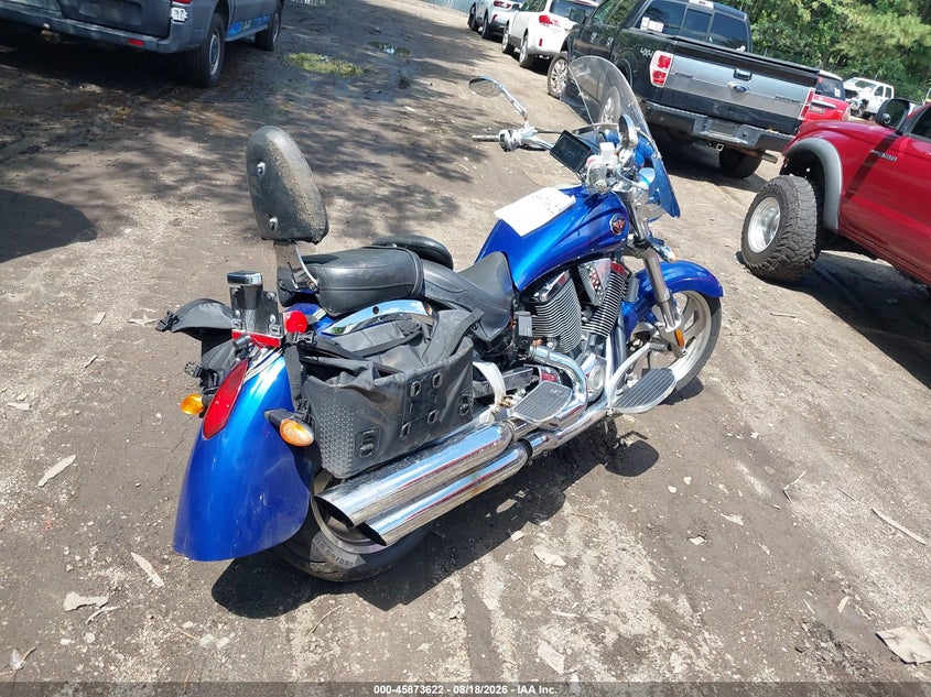 2004 VICTORY MOTORCYCLES KINGPIN auction photo 4