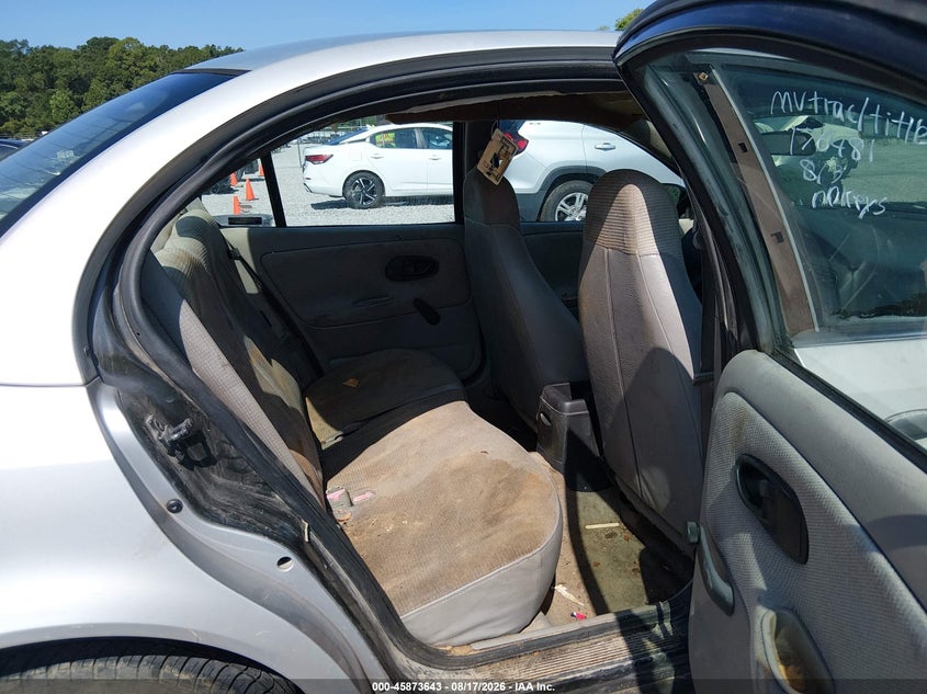 2002 SATURN S-SERIES auction photo 8