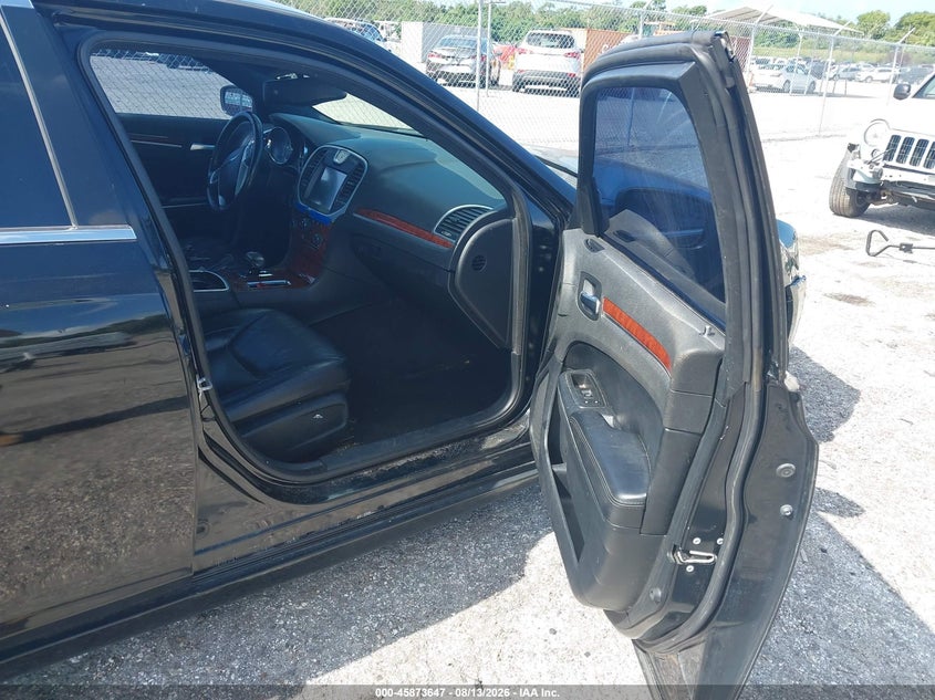 2013 CHRYSLER 300 SEDAN 3.6L V-6 DOHC, VVT, 292HP