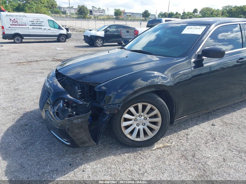 2013 CHRYSLER 300 SEDAN 3.6L V-6 DOHC, VVT, 292HP