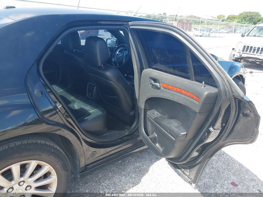 2013 CHRYSLER 300 SEDAN 3.6L V-6 DOHC, VVT, 292HP