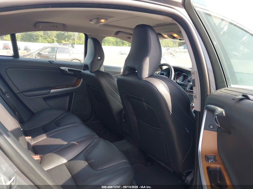 2016 VOLVO S60 INSCRIPTION auction photo 8