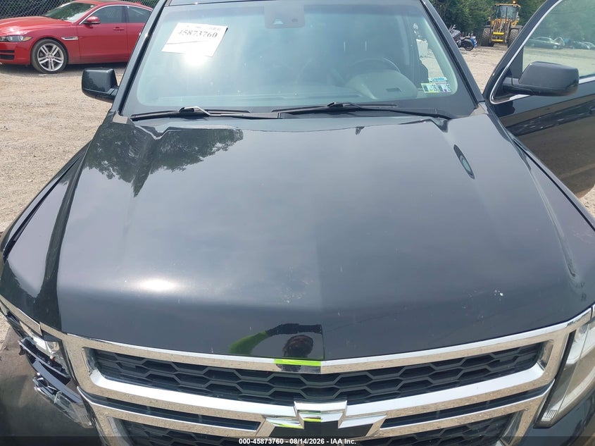 CHEVROLET SUBURBAN - zdjęcie 10