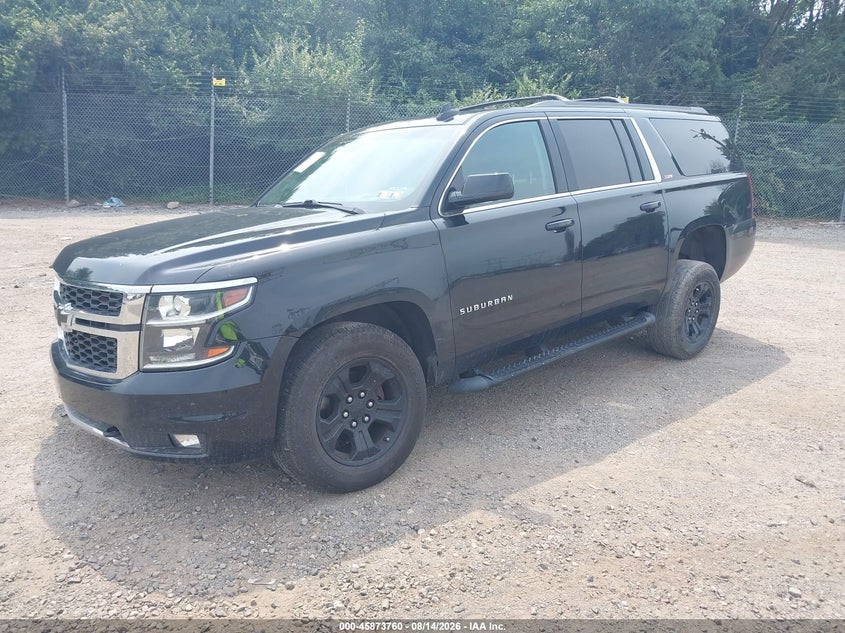 CHEVROLET SUBURBAN - zdjęcie 2
