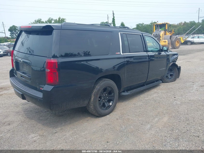 CHEVROLET SUBURBAN - zdjęcie 4