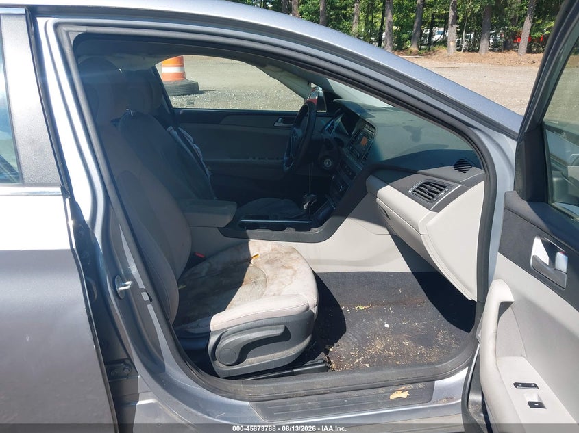 2015 HYUNDAI SONATA auction photo 5