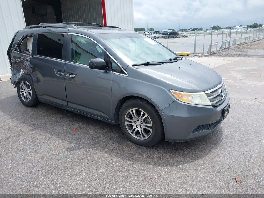 2011 HONDA ODYSSEY auction photo 1