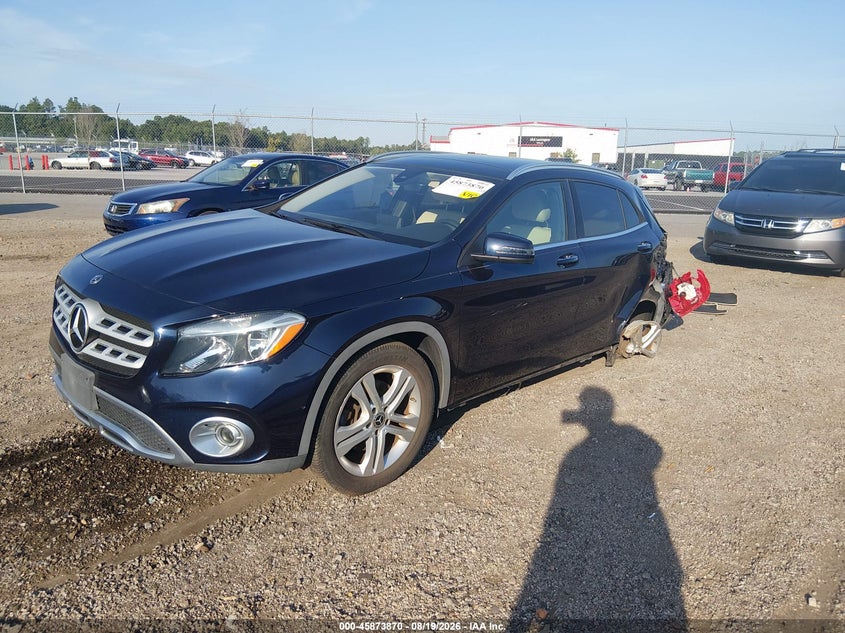 MERCEDES-BENZ GLA 250 - zdjęcie 2