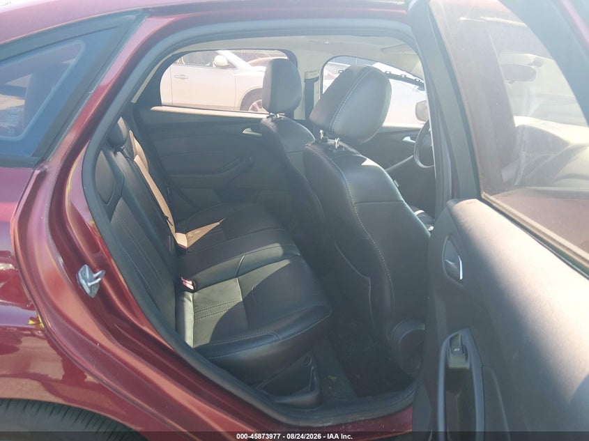 2014 FORD FOCUS auction photo 8