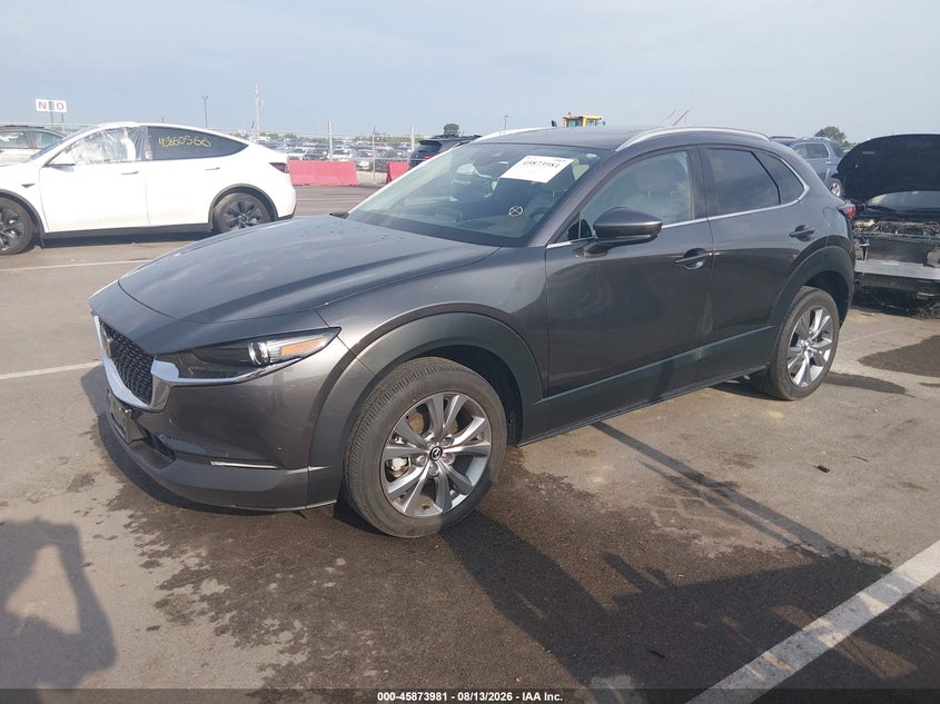 2020 Mazda CX-30, Right Side, IAAI, VIN 3MVDMBEM0LM128154 — photo 2