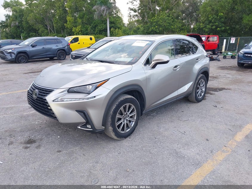2020 LEXUS NX 300 — zdjęcie 2