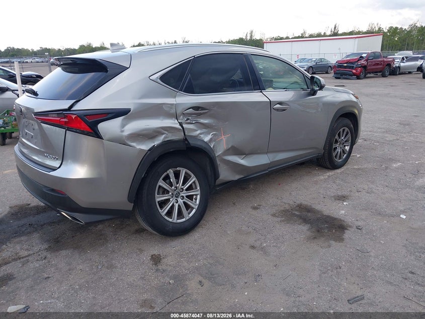 2020 LEXUS NX 300 — zdjęcie 4