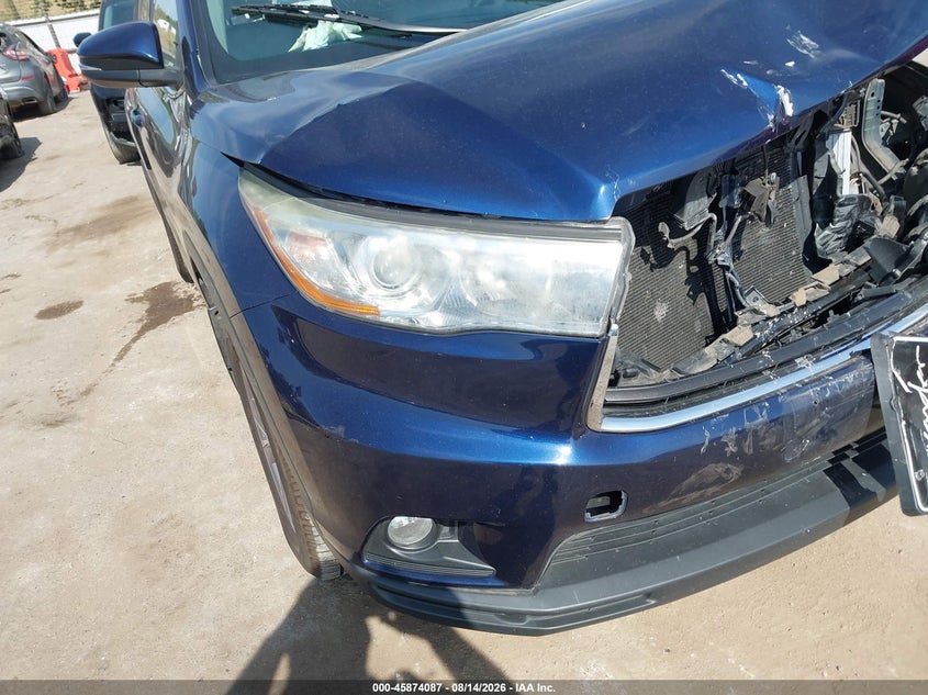 2015 TOYOTA HIGHLANDER auction photo 6