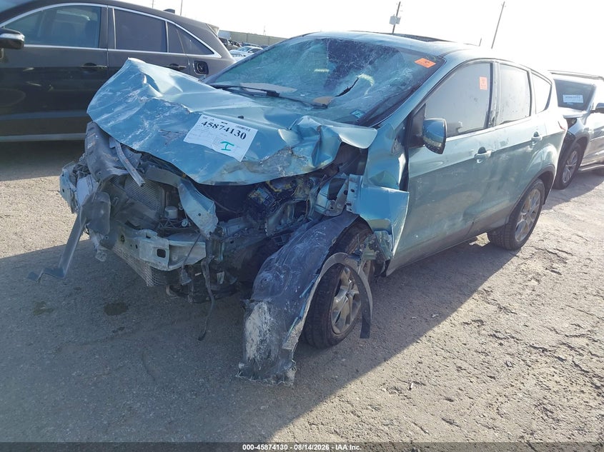 2013 Ford Escape, Front & Rear, IAAI, VIN 1FMCU0H98DUB37380 — photo 2