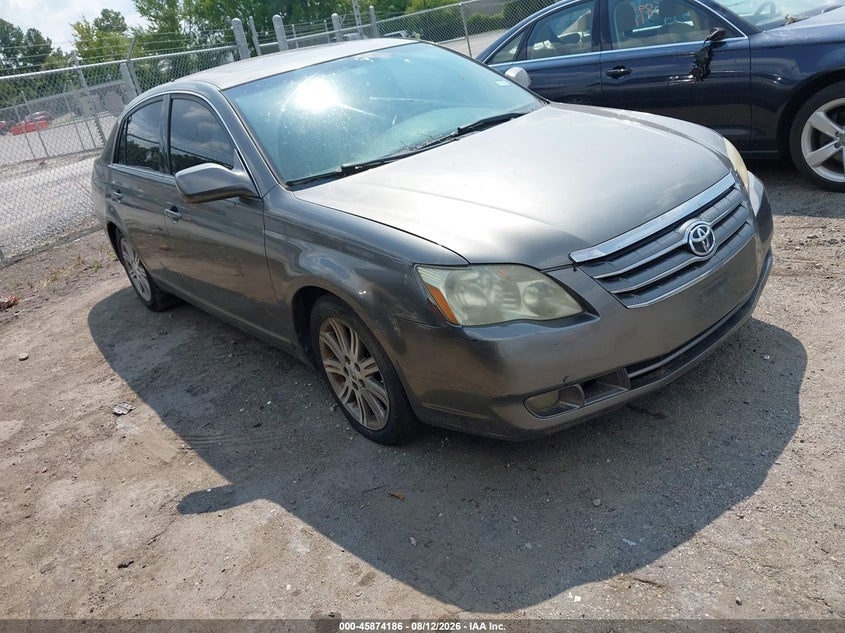 2006 TOYOTA AVALON auction photo 1