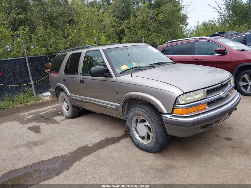 2001 CHEVROLET BLAZER — zdjęcie z aukcji