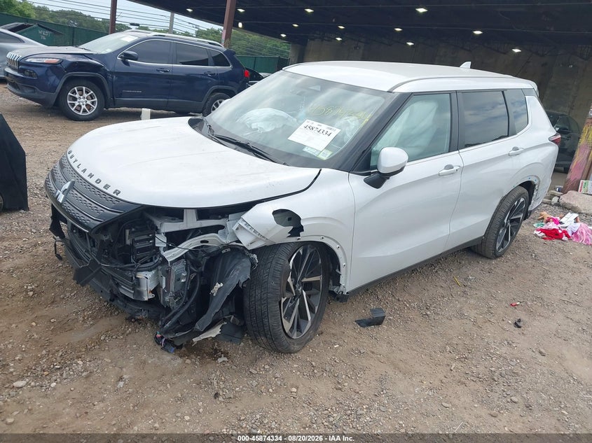 2024 MITSUBISHI OUTLANDER auction photo 2