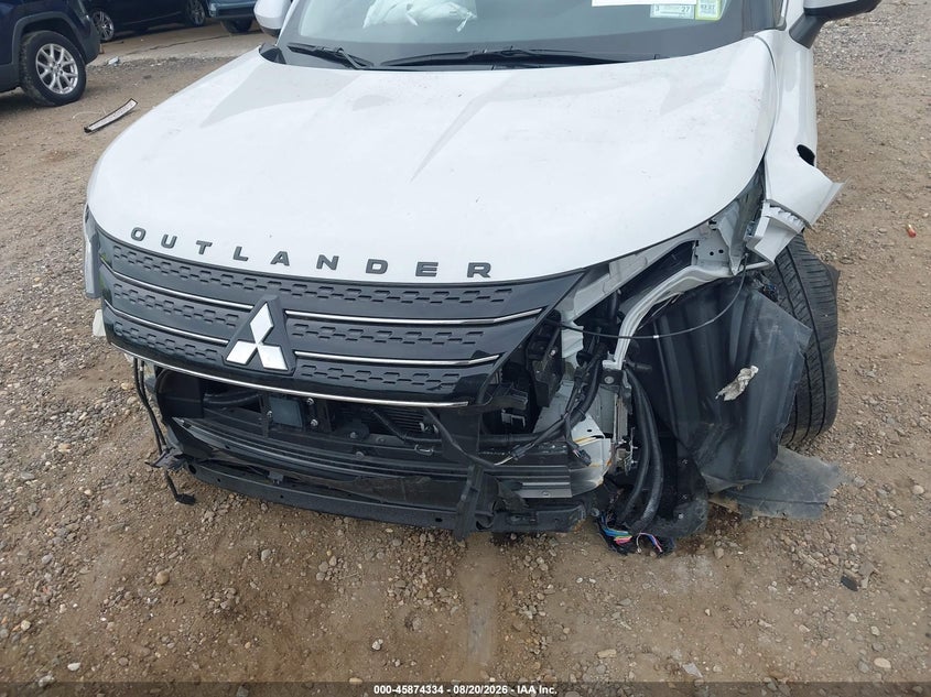 2024 MITSUBISHI OUTLANDER auction photo 6