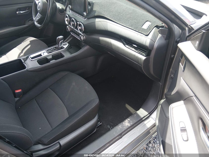 2023 NISSAN SENTRA auction photo 5