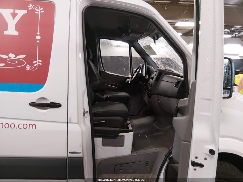 2012 MERCEDES-BENZ SPRINTER 2500 auction photo 5
