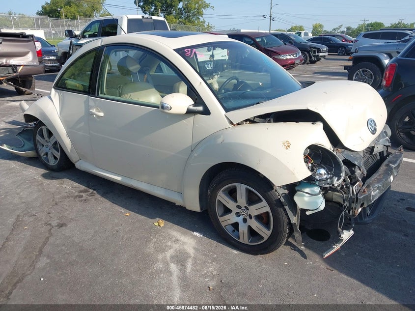 2006 VOLKSWAGEN NEW BEETLE auction photo 1